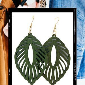Green teardrop shaped earrings; large
